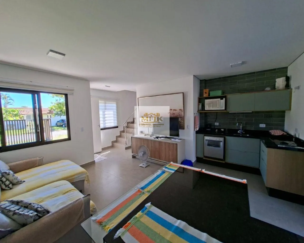 Imagem Casa com 3 quartos à venda em Pontal do Sul