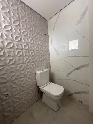 Imagem SOBRADO, 4 QUARTOS SENDO 2 SUÍTES, RAINHA DO MAR
