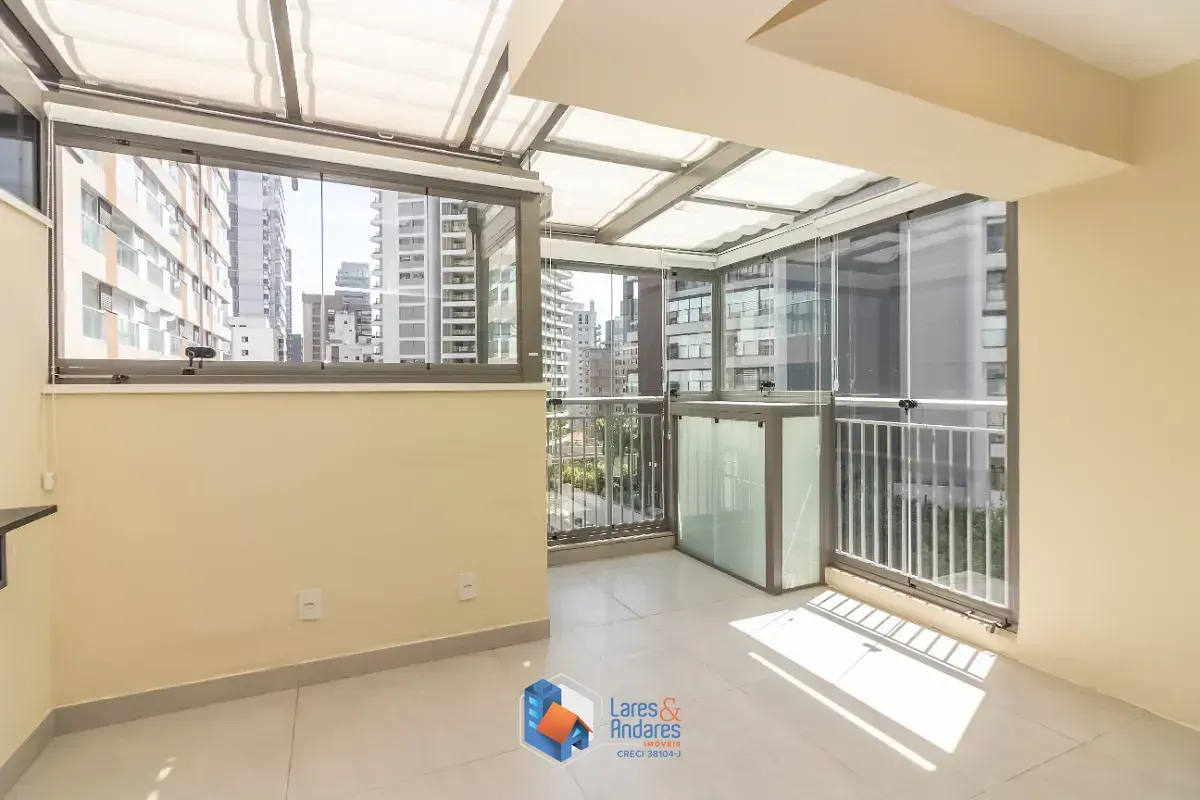 Foto do imóvel Studio para venda em Indianópolis com 1 quarto, 33m² em Avenida Chibarás