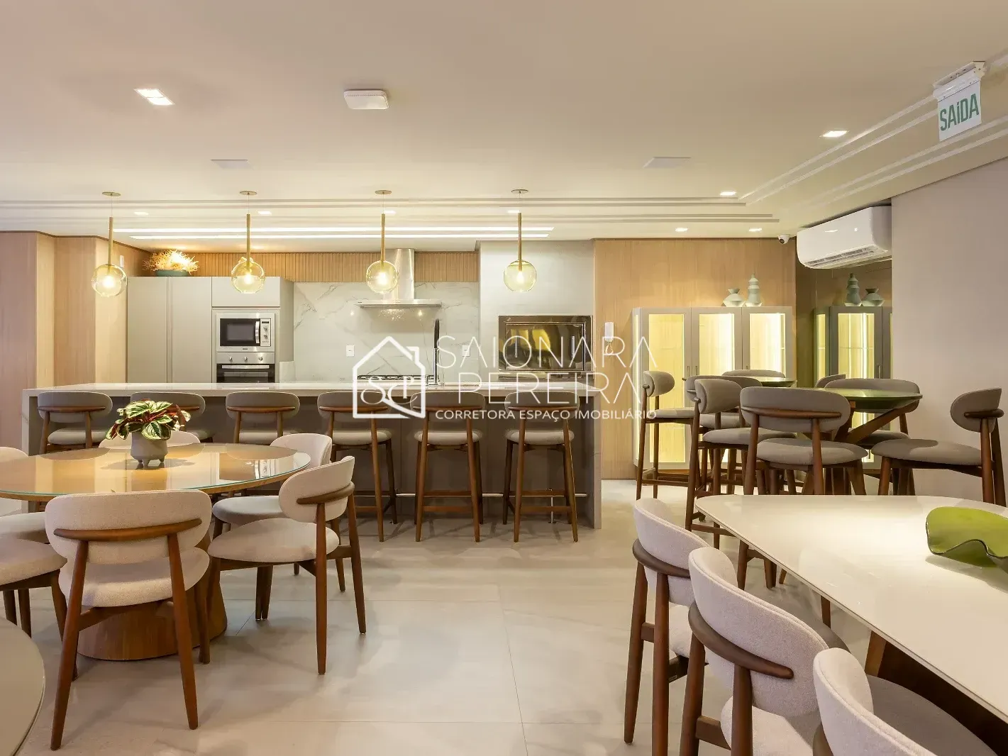 Imagem Apartamento com 2 Suítes e Varanda Gourmet no Bairro Campinas, São José