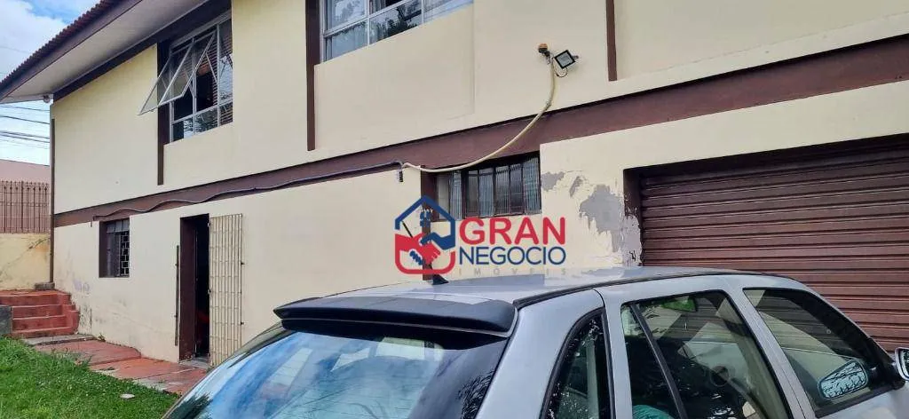 Imagem Casa espaçosa à venda - Novo Mundo Curitiba/PR