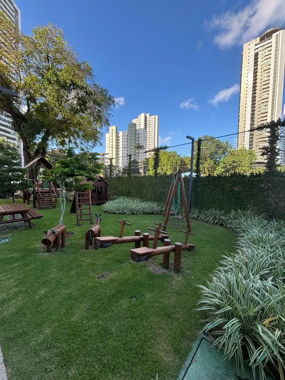 Imagem Apartamento com 4 Quartos à Venda, 165 m² em Monteiro - Recife