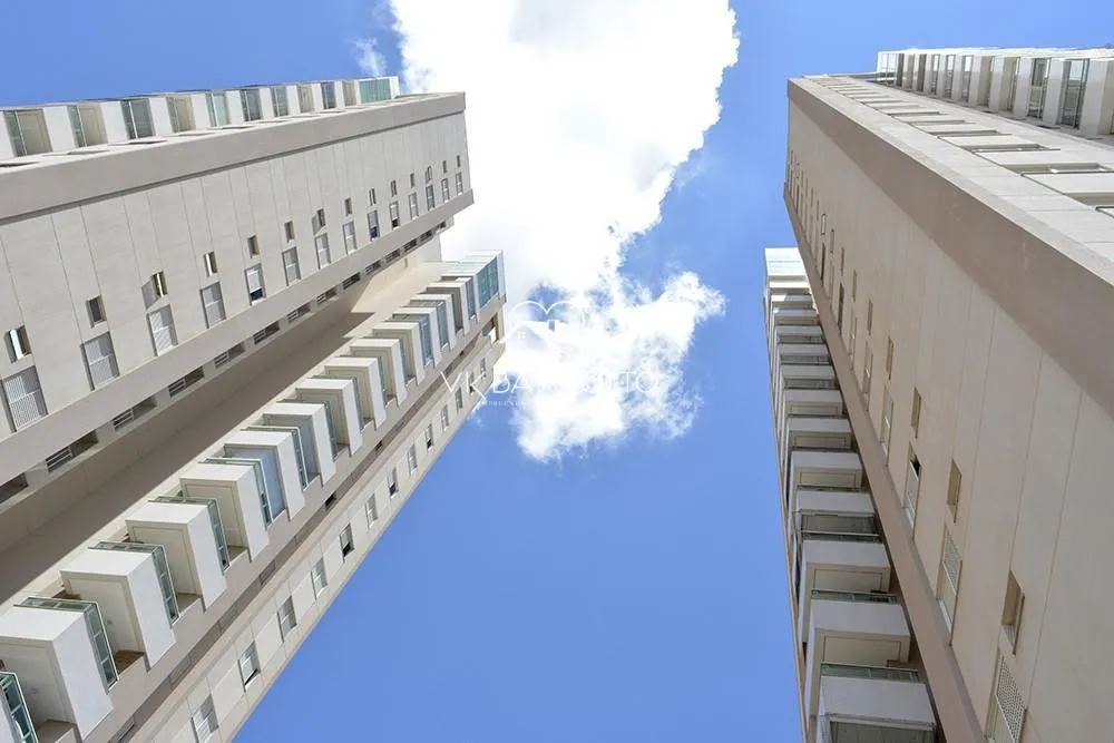 Imagem Apartamento para Venda em Maringá / PR no bairro Zona 08