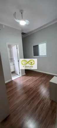Imagem Casa com 03 suítes disponível para locação!