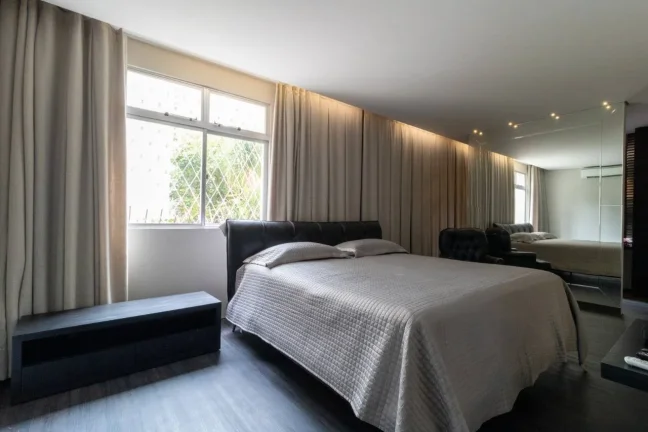 Imagem Apartamento fica a um quarteirão da Praça Marília de Dirceu !!!!!