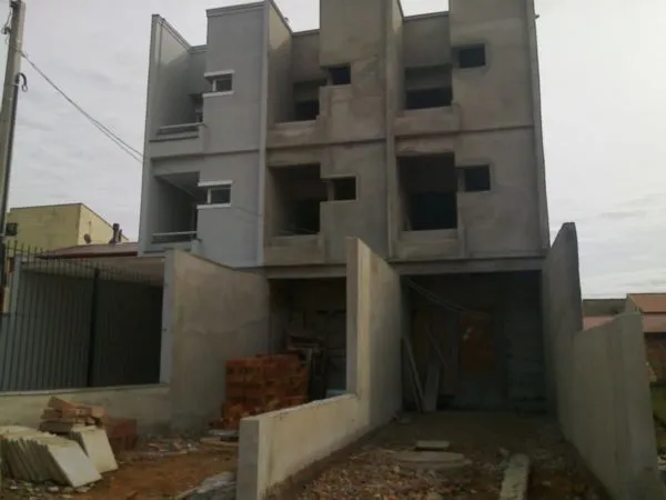 Imagem Casa para Venda - 132m², 3 dormitórios, sendo 3 suites, 2 vagas - Protásio Alves