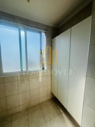 Imagem lindo apartamento um dormitório com armarios no centro OPORTUNIDADE