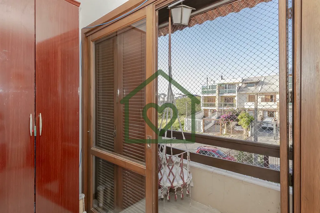 Imagem Gostaria de apresentar uma excelente oportunidade de imóvel: uma casa estilo sobrado com 92 m² de ...