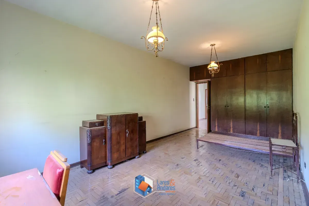 Imagem Casa para venda em Brooklin Paulista com 3 quartos, sendo 1 suíte, 500m²