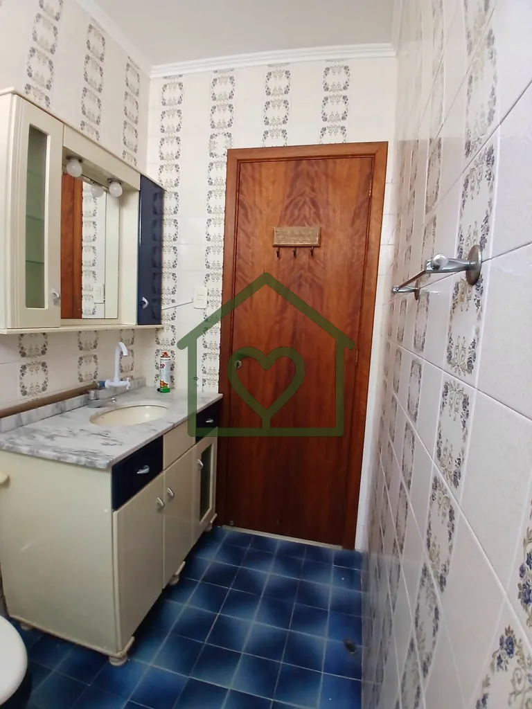Imagem Oportunidade! Apartamento mobiliado, desocupado e pronto para morar no bairro Independência, com 2 ...