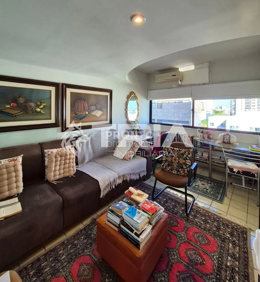 Imagem Apartamento de 4 quartos, 241m² no bairro Monteiro, em Recife