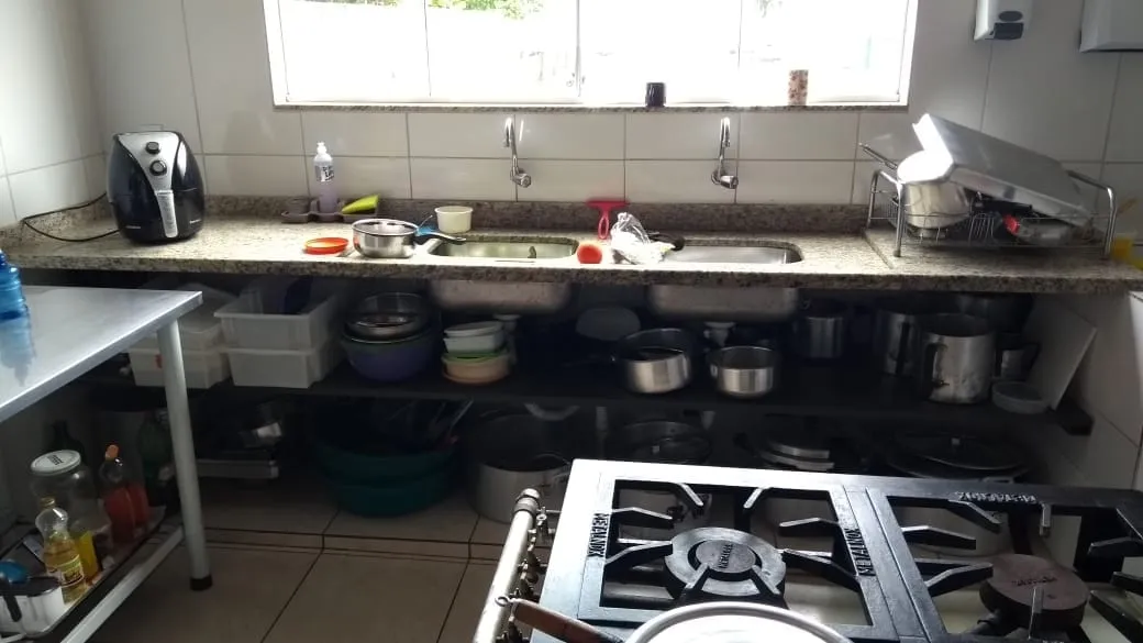 Imagem Comercial à venda 31 Quartos, 31 Suites, 16 Vagas, 230M², Jardim São Paulo, Aparecida - SP