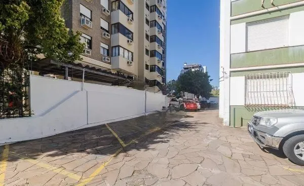 Imagem APARTAMENTO MOBILIADO E COM VAGA NO MENINO DEUS