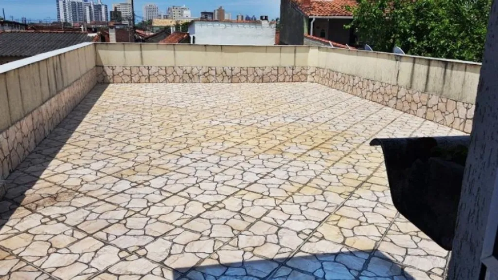 Imagem CASA COM 240,00 m² - MARACANÃ - PRAIA GRANDE SP