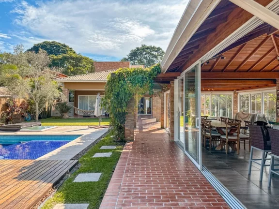 Imagem Casa em Condomínio a Venda no bairro Granja Viana - Cotia, SP