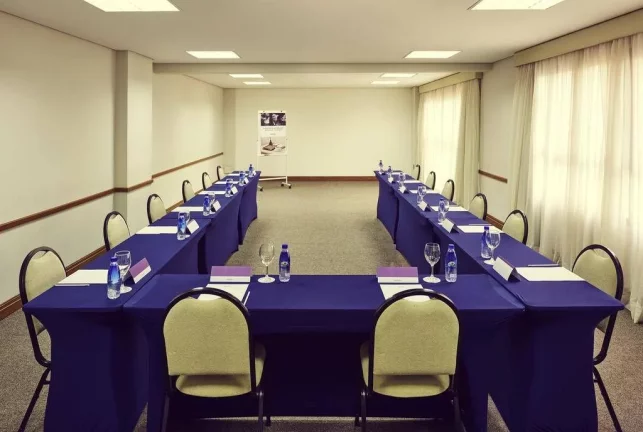 Imagem Flat disponível para locação no Mercure São Caetano do Sul, com 42m², 1 dormitório e 1 vaga de garagem