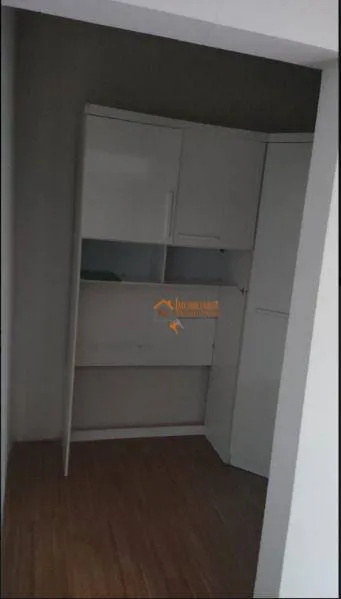 Imagem Sobrado com 4 dormitórios à venda, 191 m² por R$ 639.000,00 - Vila Nova Bonsucesso - Guarulhos/SP