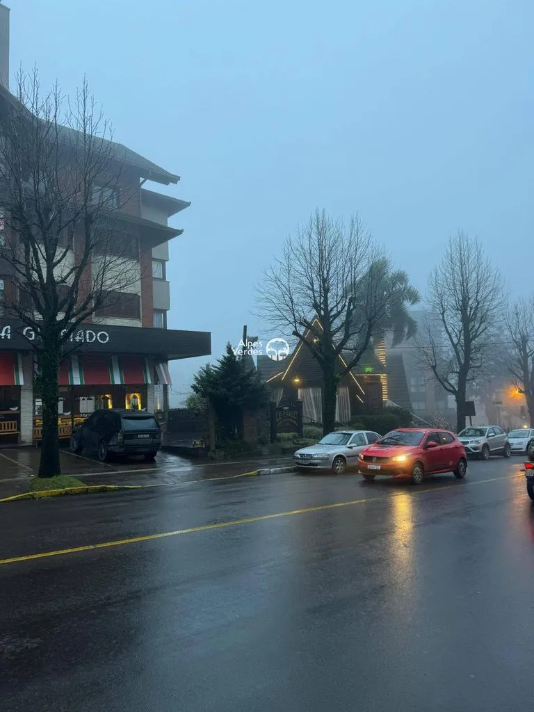 Imagem Vende-se apto no centro de Gramado- 4 Quartos- R$4.250.000,00