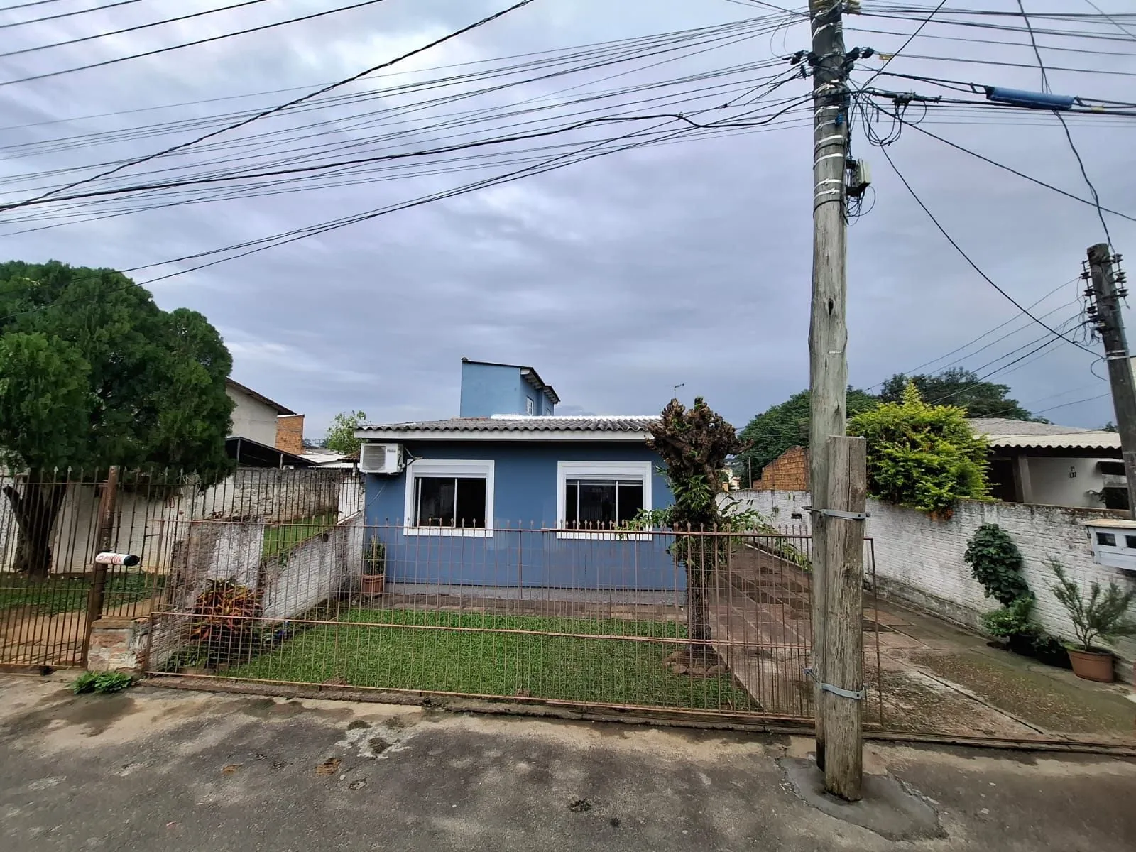 Imagem Vendo terreno no bairro Campo Novo, Zona Sul de Porto Alegre