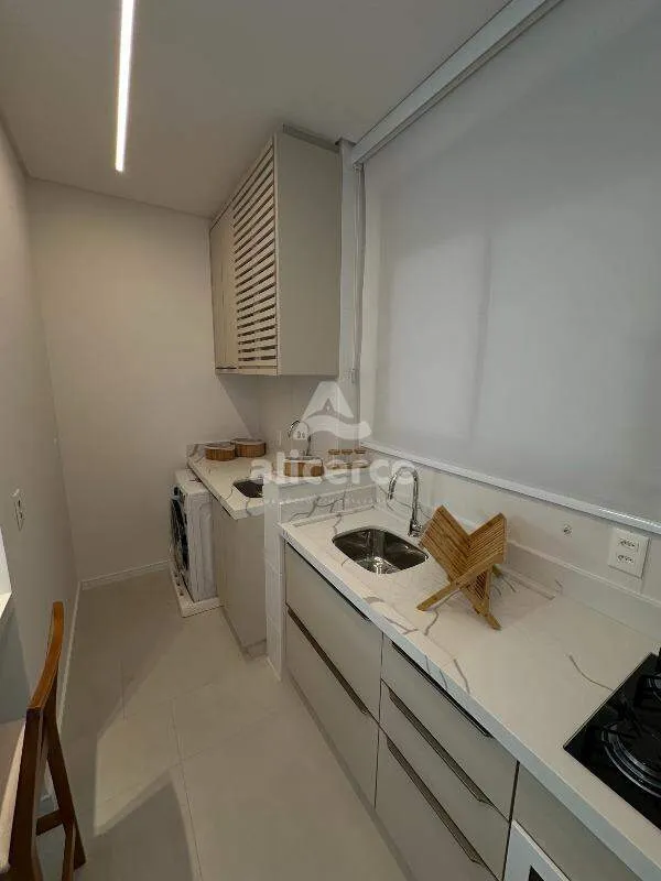 Imagem Apartamento à venda com 2 quartos 1 suíte, 59,49m² em Coqueiros Florianópolis