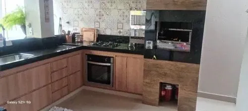 Imagem Casa para Venda em Hortolândia, Jardim Interlagos, 4 dormitórios, 1 suíte, 3 banheiros, 2 vagas