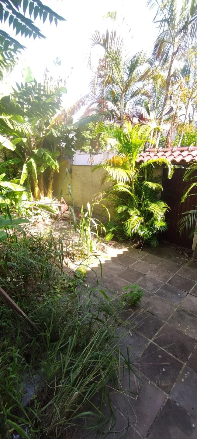 Imagem Triplex à venda em Porto Alegre, Jardim Itu-Sabará, com 5 quartos, 338.77m2