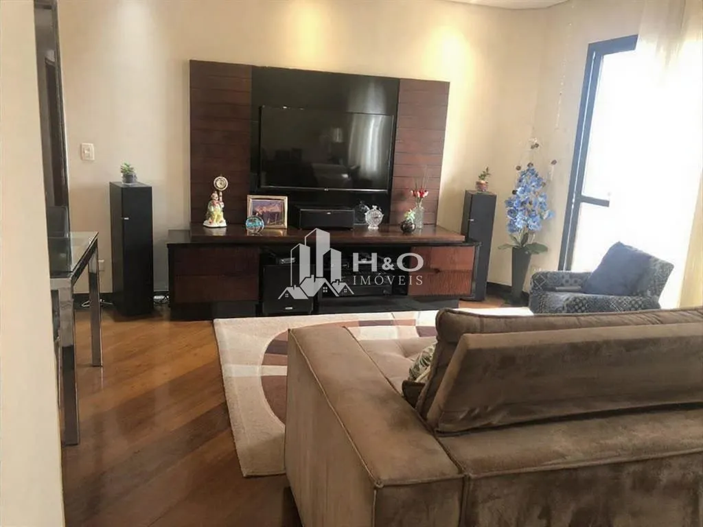 Imagem Apartamento de Alto Padrão no Tatuapé • 135 m² • 3 Dormitórios • 2 Vagas