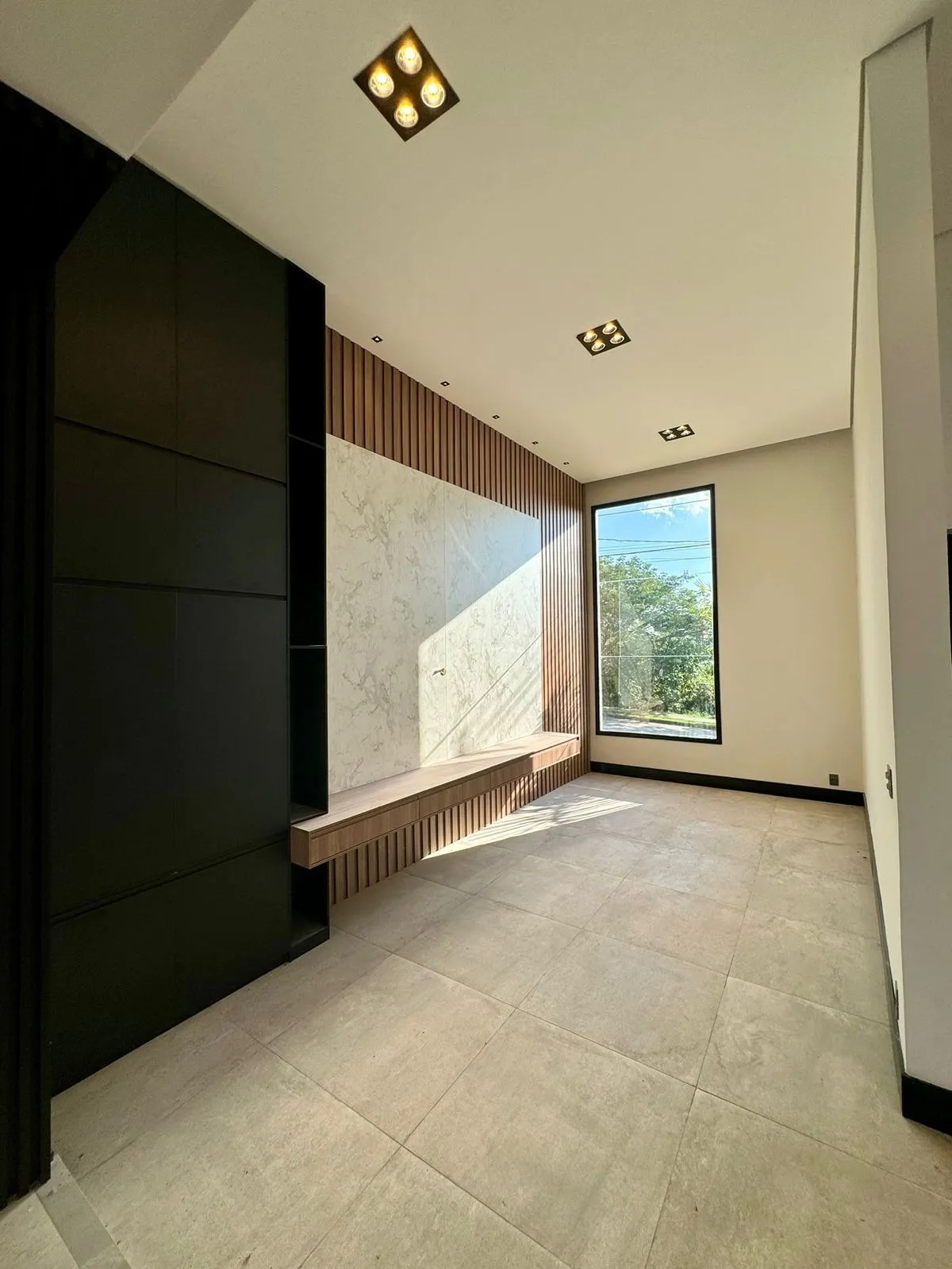 Imagem Casa Moderna e Sofisticada com Vista Privilegiada e Lazer Completo no Ibiti Reserva