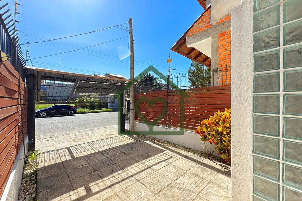 Imagem Casa com 110m² privativos, 3 dormitórios, sendo 1 suíte com sacada, projetada para oferecer confo...