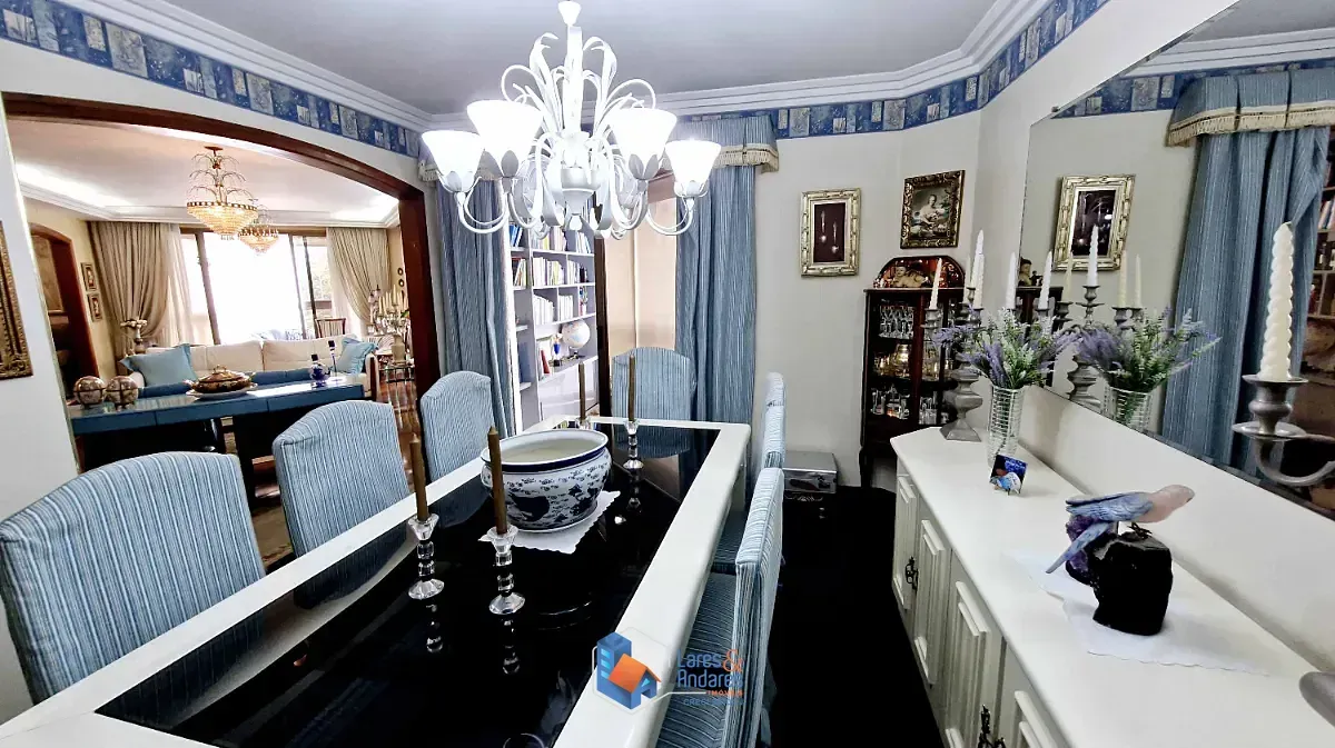 Imagem Apartamento para venda em Campo Belo com 4 quartos, sendo 3 suítes, 240m²