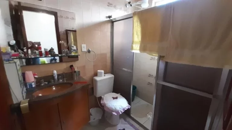 Imagem LINDO SOBRADO EM SANTOS, NO MARAPÉ,3 DORMS SENDO 2 SUÍTES, 3 VAGAS