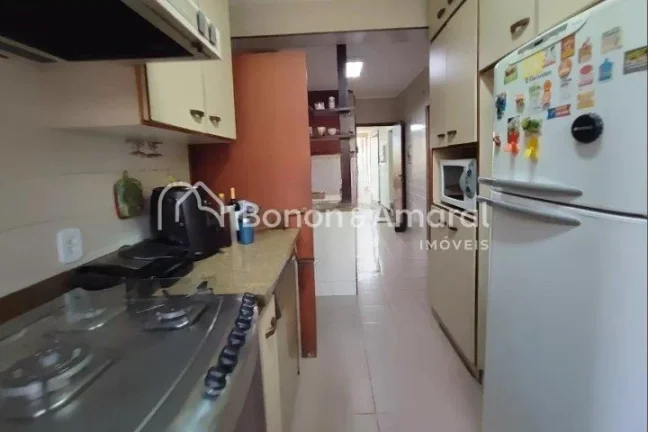 Imagem Amplo Imóvel à Venda com 3 Quartos em Campinas

Estamos oferecendo um espaçoso imóvel localizado...