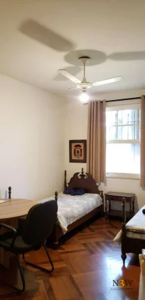 Imagem Casa térrea à venda no Alto de Pinheiros São Paulo SP com 3 dormitórios, 1 suíte, 4 vagas de garagem e 330m² na Rua Barajuba.