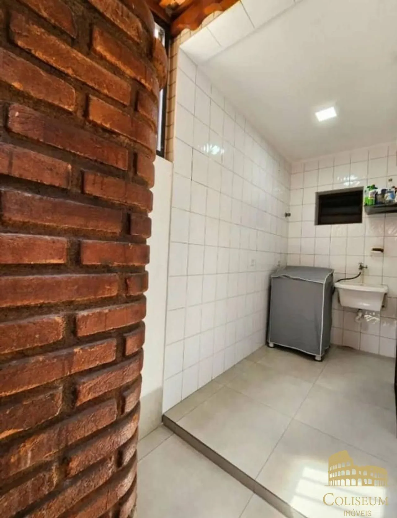 Imagem Casa com 2 dormitórios à venda, 86 m² por R$ 435.000,00 - Balneário Pires - Praia Grande/SP