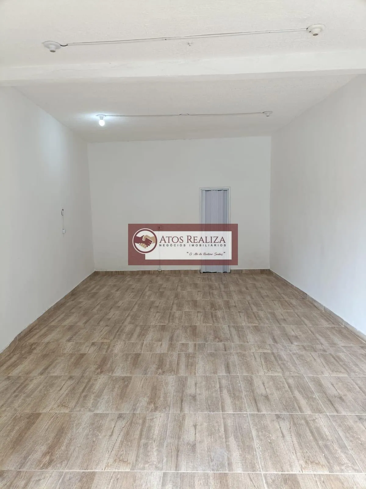 Imagem Salão para Alugar no Jardim das Fontes SP, 40m² por R$1.600 já incluso IPTU, valor da Água R$: 50,00.
