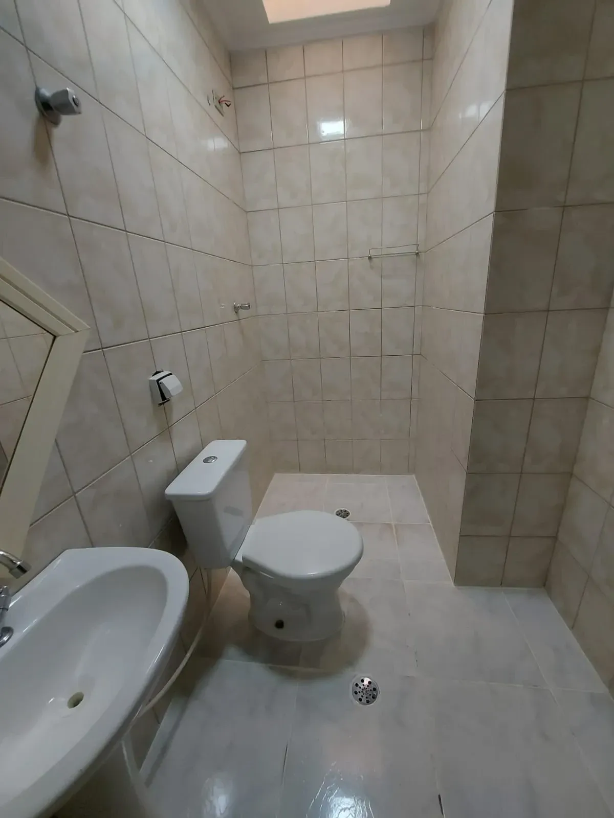 Imagem Sobrado com 2 Quartos para Alugar, 80 m² em Itaquera - São Paulo