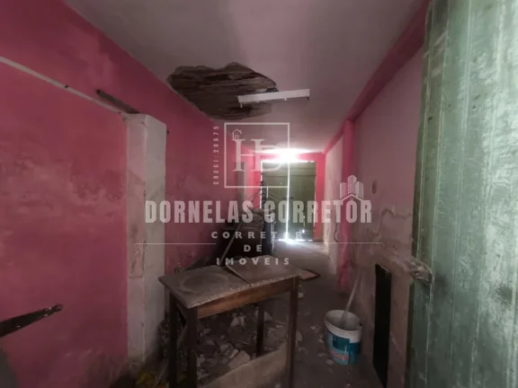 Imagem Casa à Venda no Cabanga - Bem Localizada, Arejada e com Aceite de Veículo