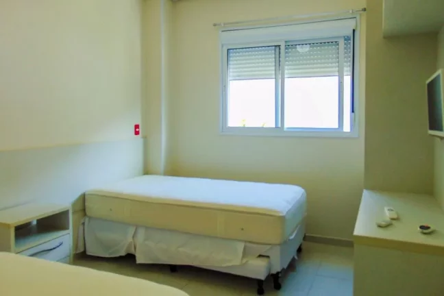 Imagem Enseada - Conjunto de casas - Alto padrão - Próximo ao Hotel Casa Grande.