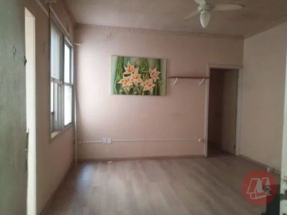 Imagem Na Cidade Baixa, 57 m² privativos com 2 dormitórios.