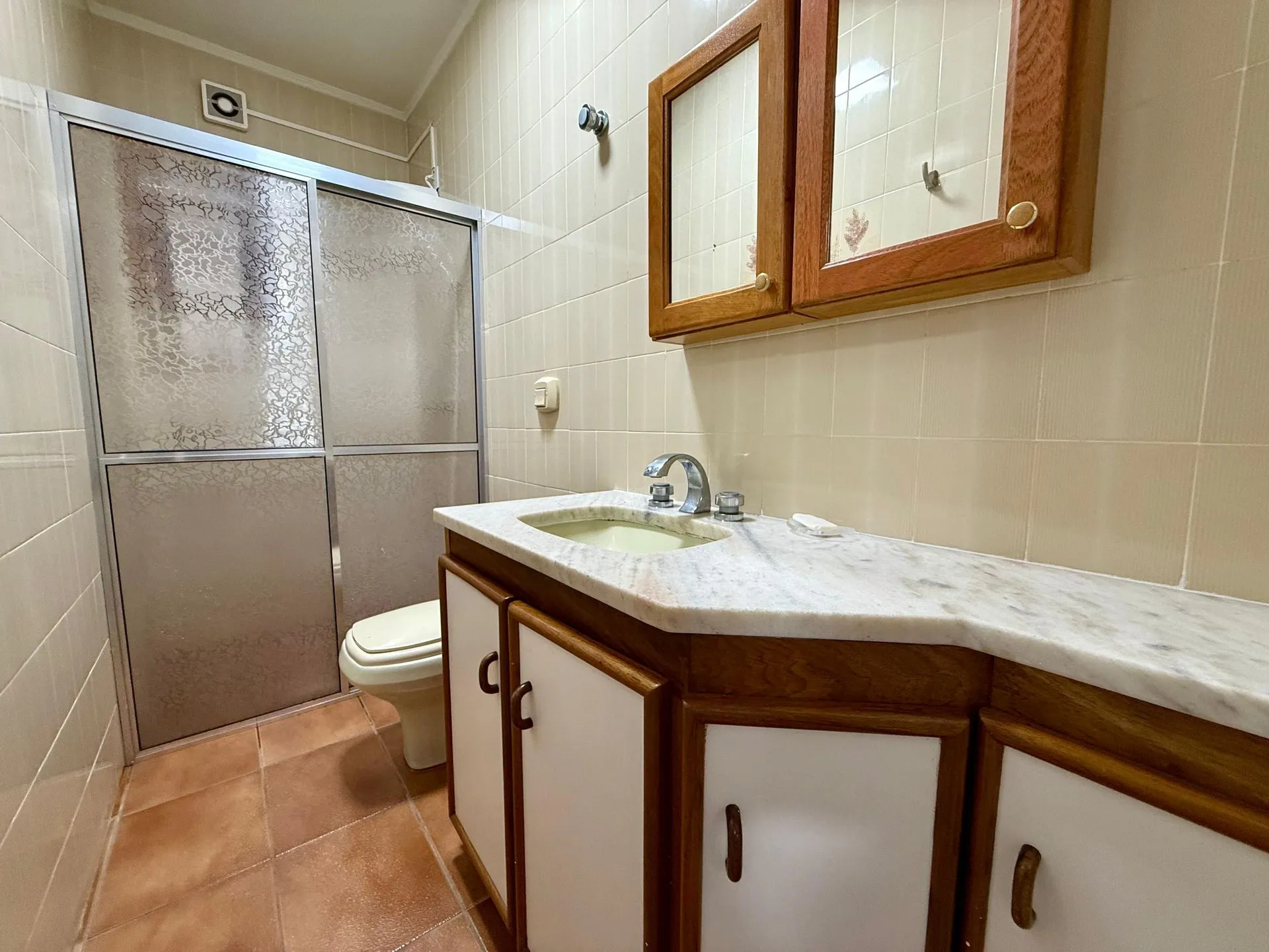 Imagem Triplex à venda em Xangri-lá, Centro, com 3 quartos, 111m2
