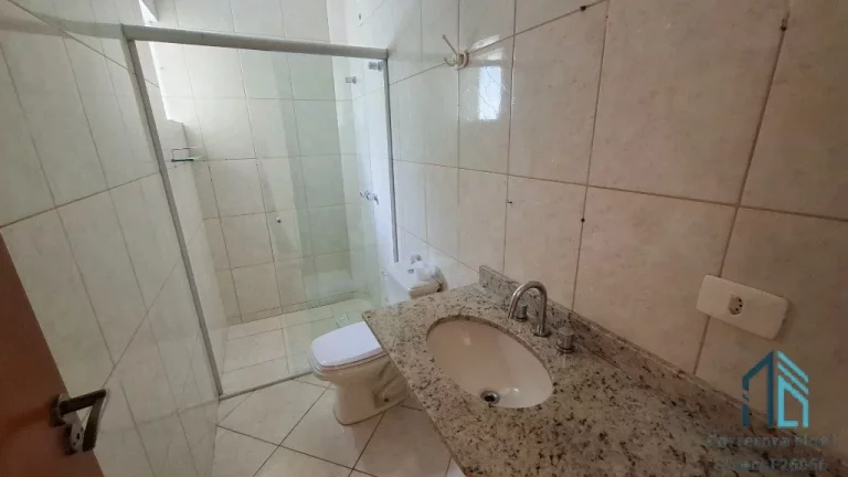 Imagem Sobrado em condomínio fechado 03 quartos c/suíte, desocupado no Uberaba em Curitiba PR