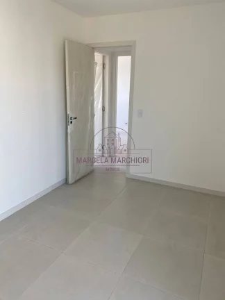 Imagem Ap 3 quartos, suíte, porcelanato, próx. perim e praia, lazer completo, 2