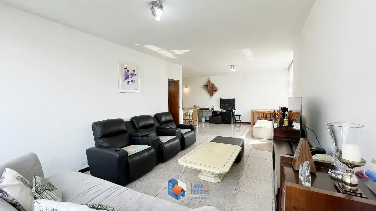 Foto do imóvel Apartamento para venda em Santa Cecília com 3 quartos, sendo 1 suíte, 178m² em Rua Doutor Veiga Filho