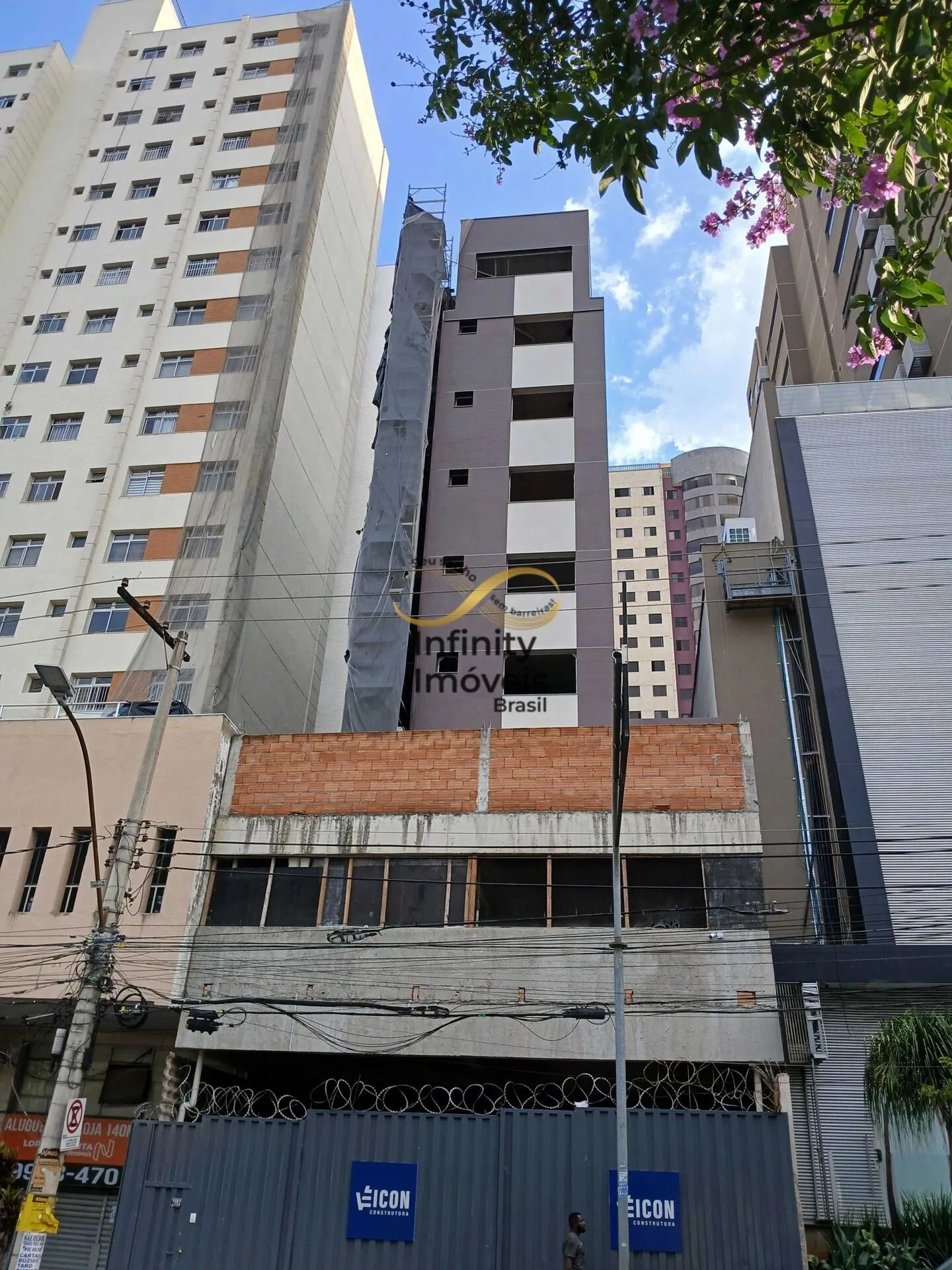 Imagem RESIDENCIAL J.C. MENDONÇA - Apartamento à venda no bairro Lourdes - Belo Horizonte/MG