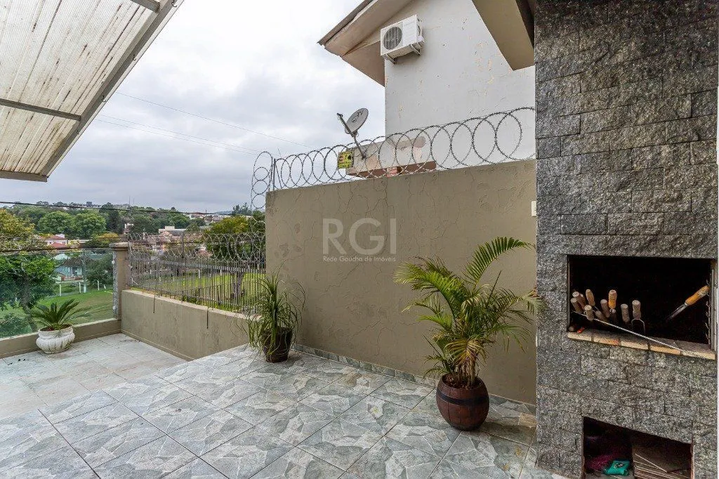 Imagem Sobrado para Venda - 171.64m², 3 dormitórios, sendo 1 suites, 2 vagas - Jardim Itu