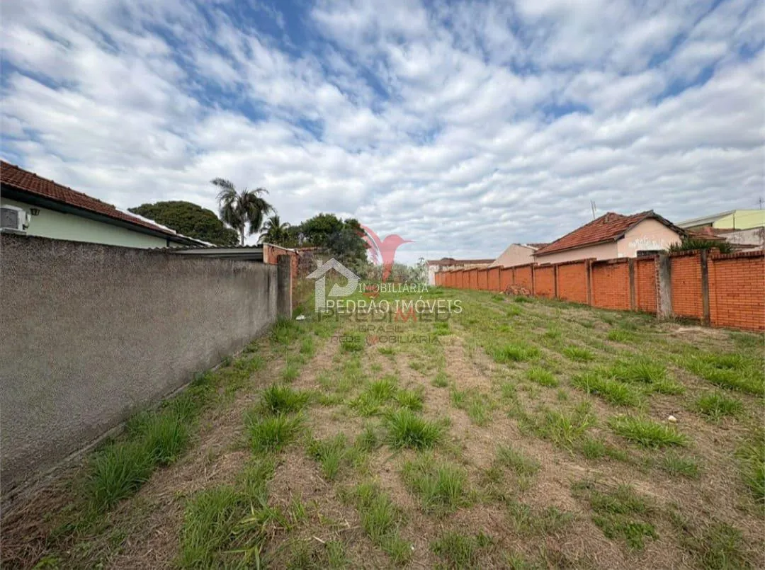 Foto do imóvel Lote/Terreno de 1300m² no bairro Centro, em Lençóis Paulista