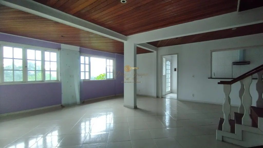 Imagem Casa em Condomínio para Venda em Guapimirim / RJ no bairro Centro