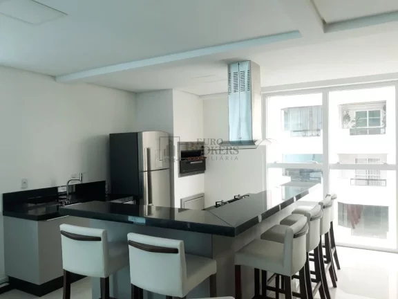 Imagem Apartamento com 3 suítes à venda no Centro de Balneário Camboriú/SC