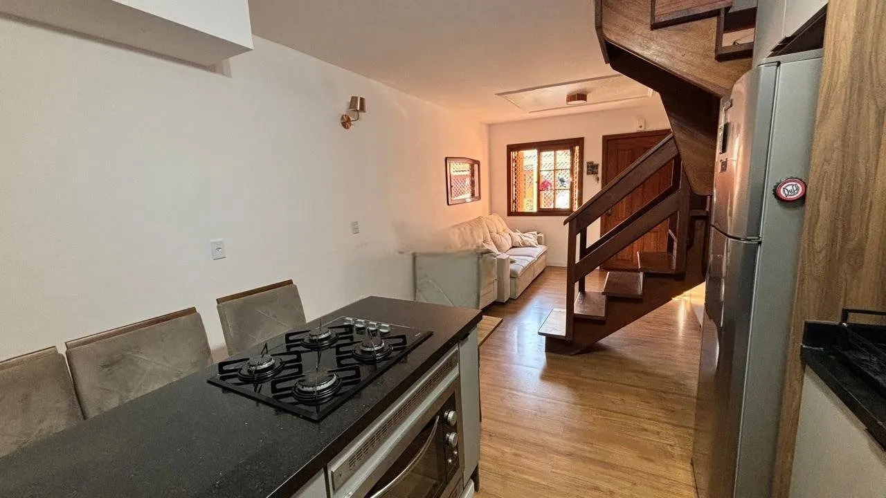 Imagem Casa em Condomínio com 3 quartos, 1 vaga e 100.08m² para vender só R$ 420.000