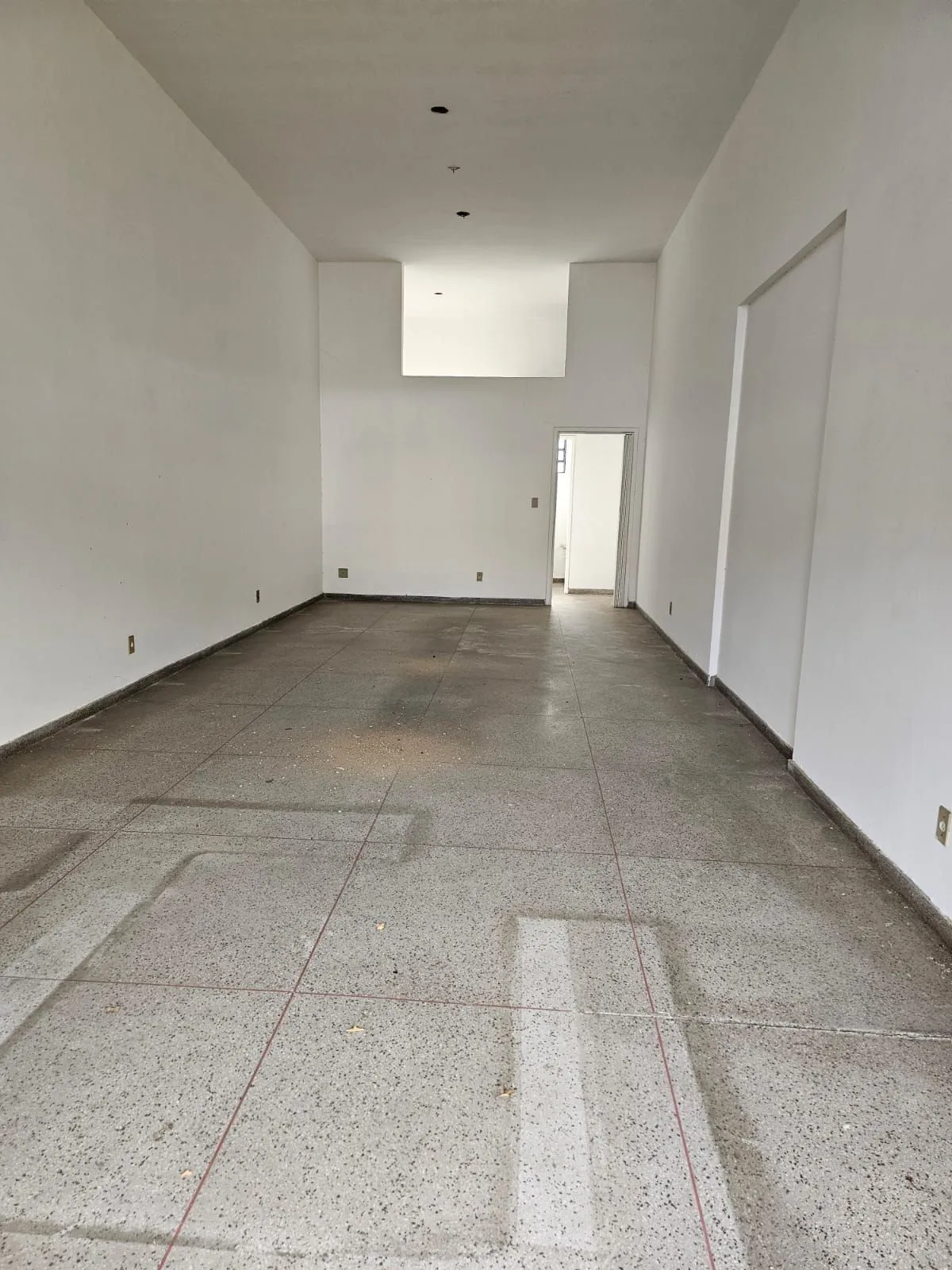 Imagem Prédio Comercial em Vila Ipiranga